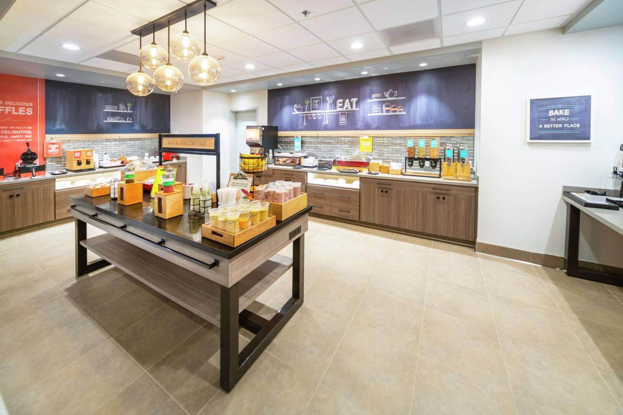 Hampton Inn & Suites Santa Maria Zewnętrze zdjęcie